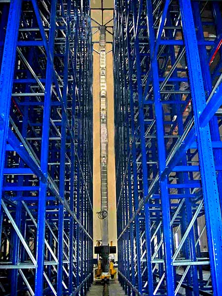 Magazzino-automatico-con-trasloelevatore-Automated-storage-with-stacker-crane